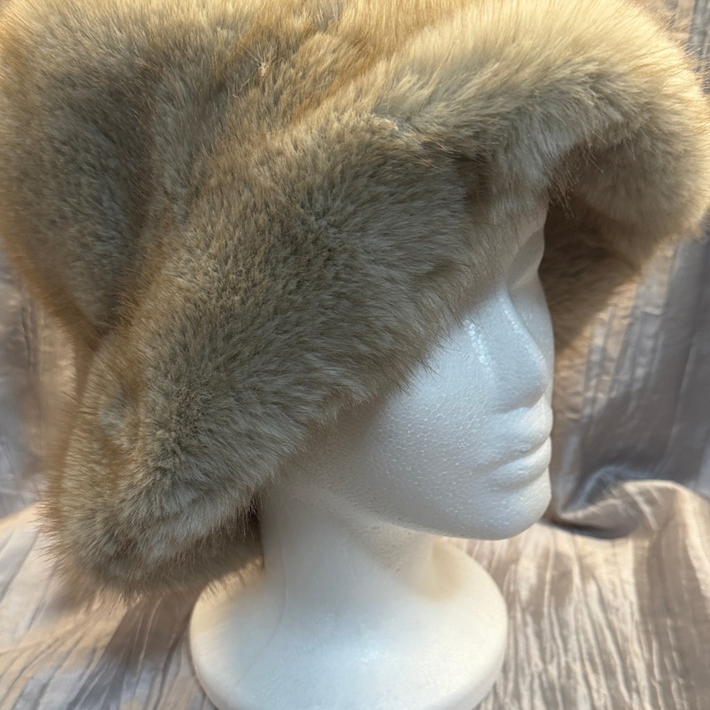 Luxurious Faux Fur Hat in Tan - Picture 2 of 7